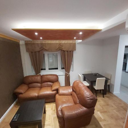 Appartamento Target Banja Luka Esterno foto