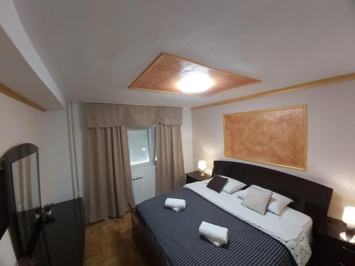 Appartamento Target Banja Luka Esterno foto