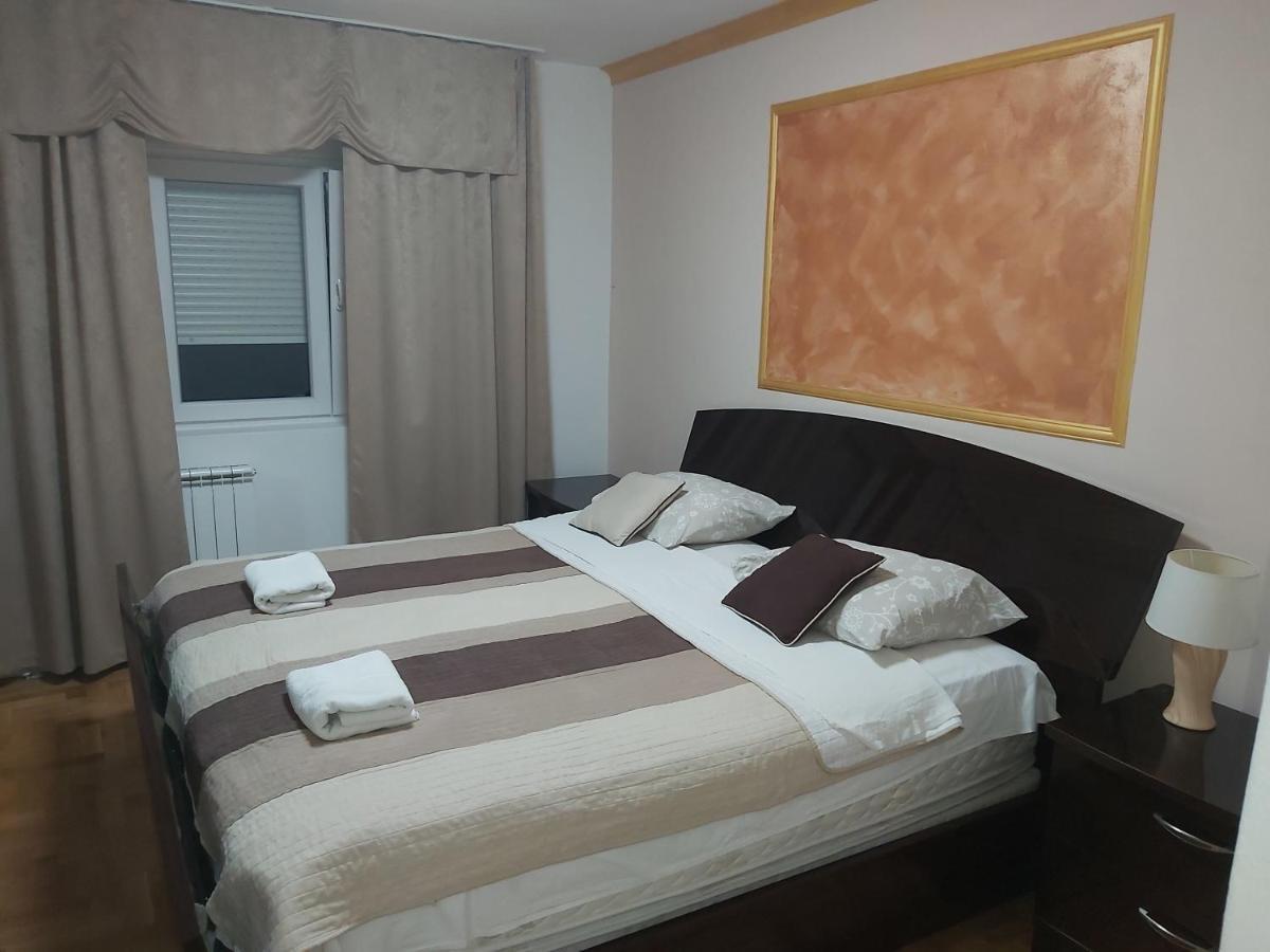 Appartamento Target Banja Luka Esterno foto